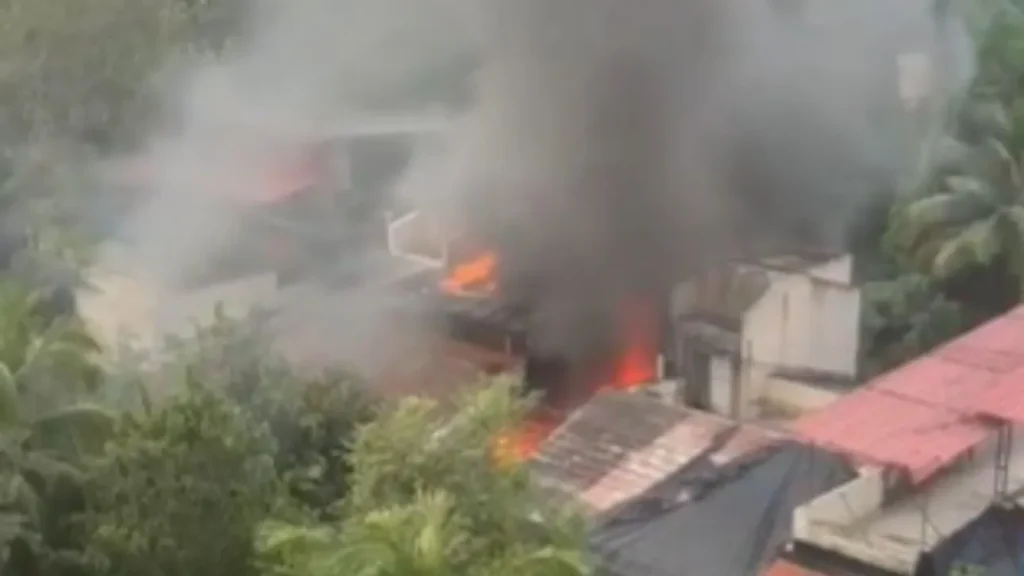 Fire at Furniture Market in Delhi